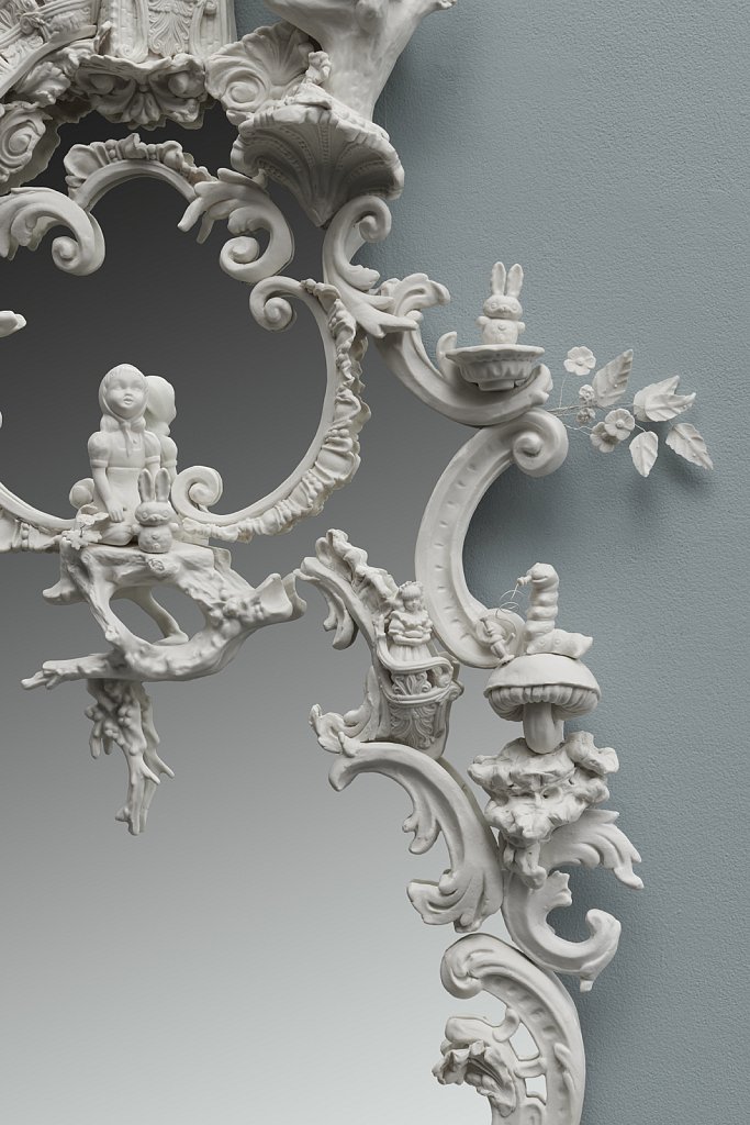 Alice-Mirror-detail-2-desaturated.jpg