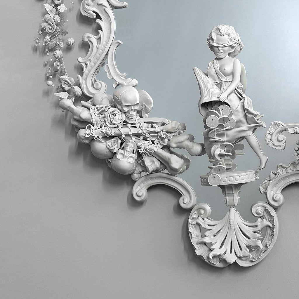 close-up-fortuna-skulls-mirror.jpeg